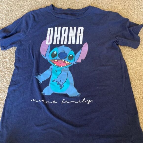 Disney Tops - Women’s Juniors Disney Stitch Ohana Graphic Tshirt